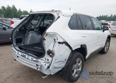 2023 Toyota Rav4 Xle z USA, uszkodzony, nr VIN 2T3P1RFVXPW361891